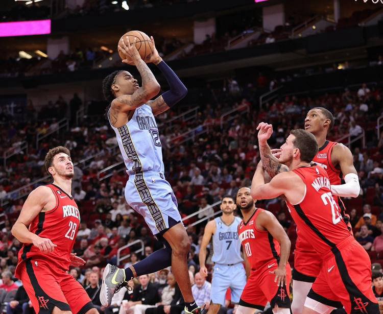 火爆，辽超总决赛大连队vs本溪队共有55678名观众观战（辽超总决赛大连战本溪，55678名球迷现场观赛）