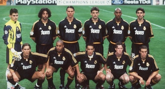 邮报：梅努希望冬窗离开曼联，有12家俱乐部对他感兴趣（邮报：梅努盼今冬离开曼联，12家球队有意引进）