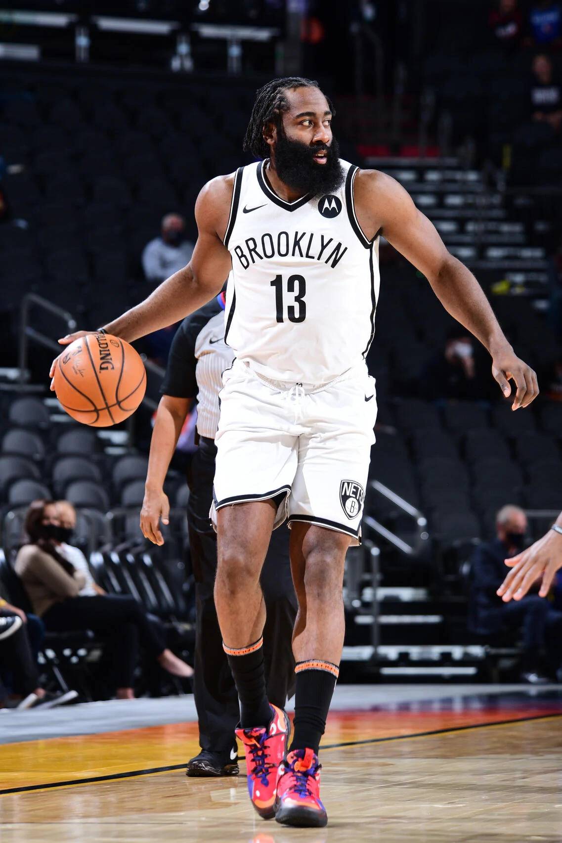 罗尔费斯：格里马尔多本不该踢那么多比赛，希望他能出战纽卡（罗尔费斯：格里马尔多出场过多并非理想，盼其出战纽卡）