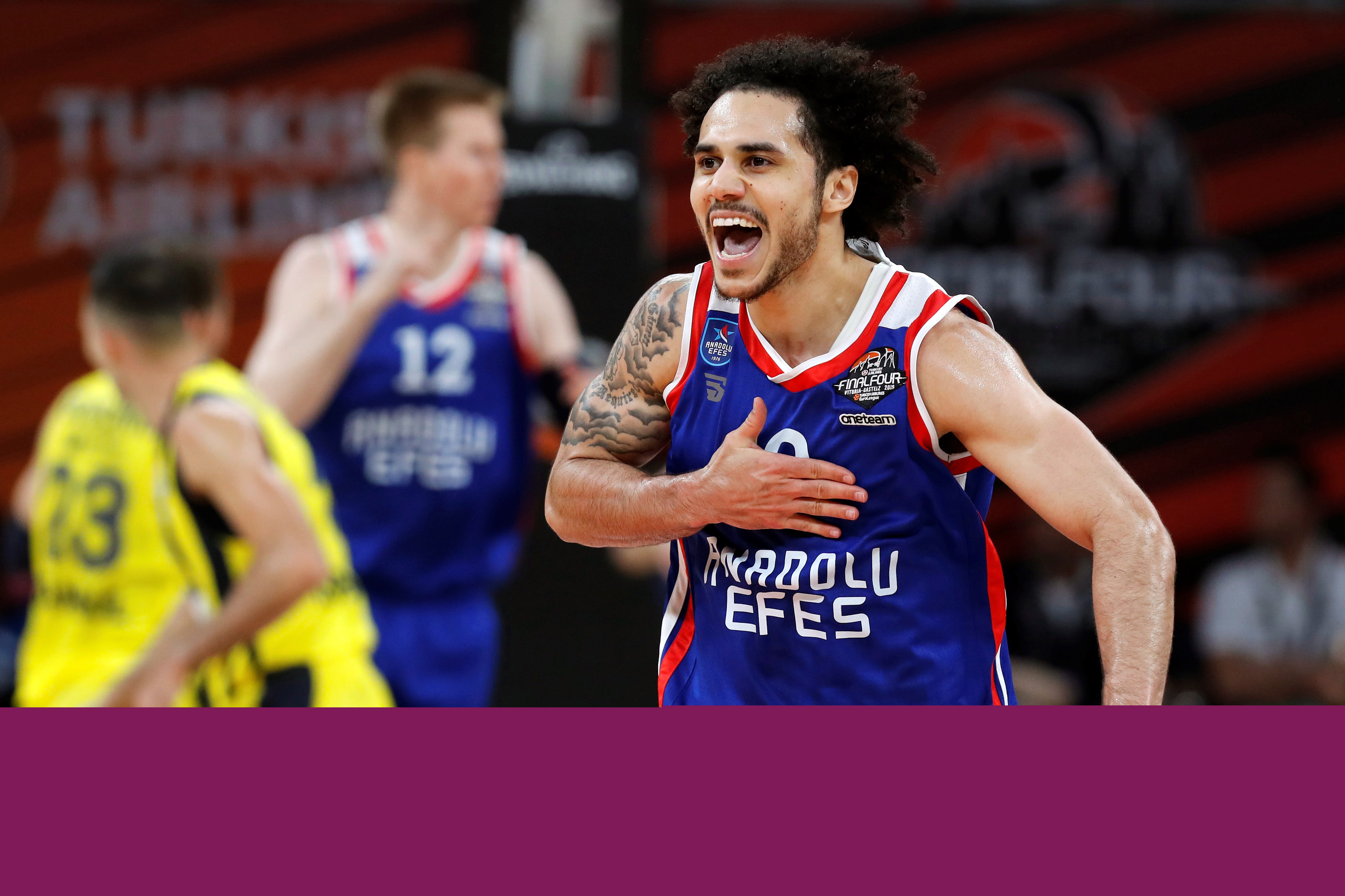 米体：圣地亚哥缺席合练；拉比奥、普利希奇状态良好有望首发（米体：圣地亚哥未参加合练；拉比奥、普利希奇状态上佳有望首发）