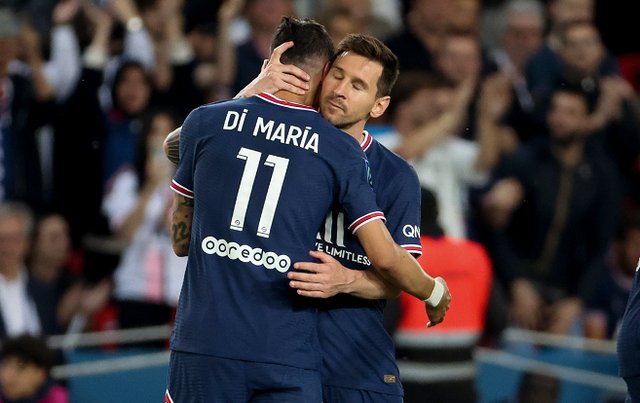 全市场：尤文与那不勒斯对格雷茨卡有意，正关注其续约情况（全市场：尤文和那不勒斯有意格雷茨卡，正密切关注其续约进展）