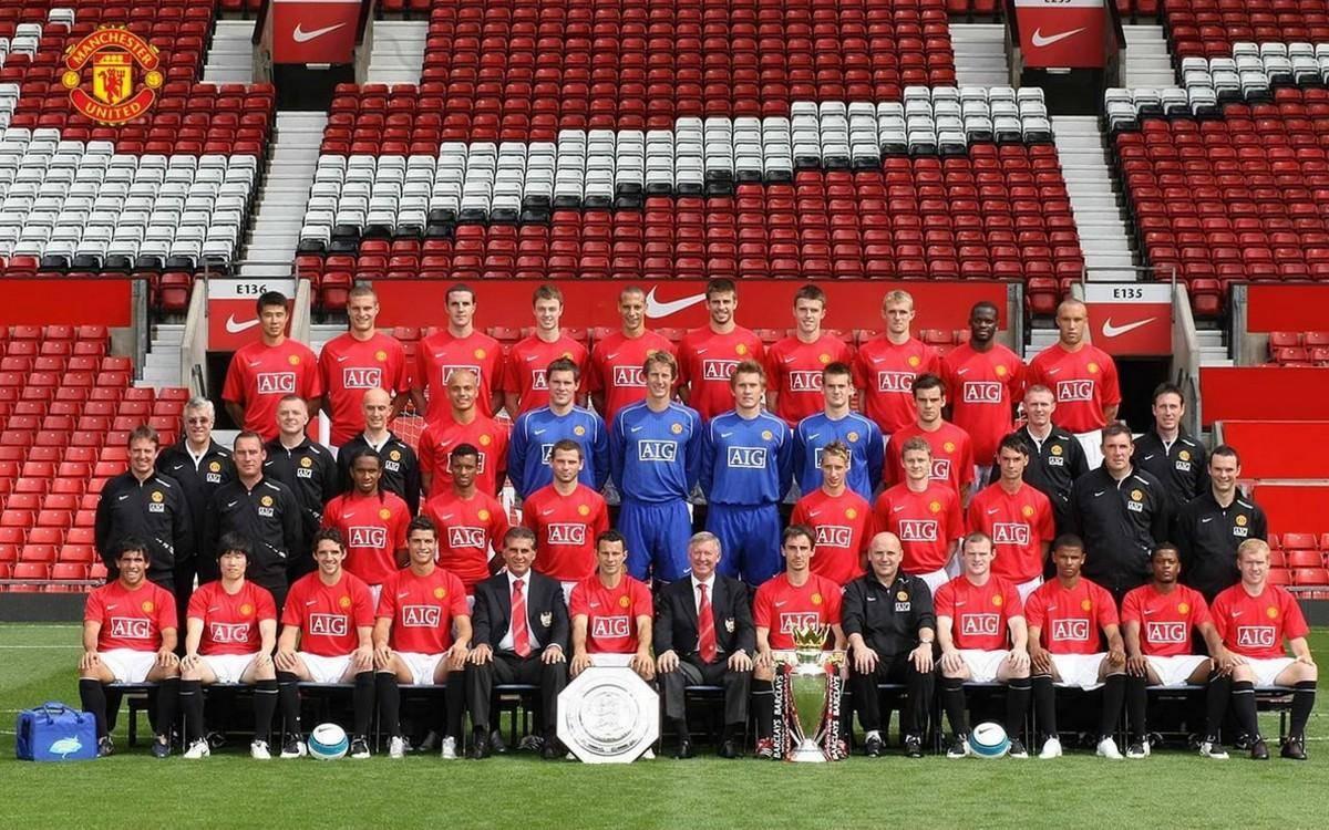 皇马欧冠客战利物浦大名单：阿诺德战旧主，贝林、姆巴佩在列（皇马欧冠客场对阵利物浦名单出炉：阿诺德对阵旧主，贝林厄姆与姆巴佩入选）