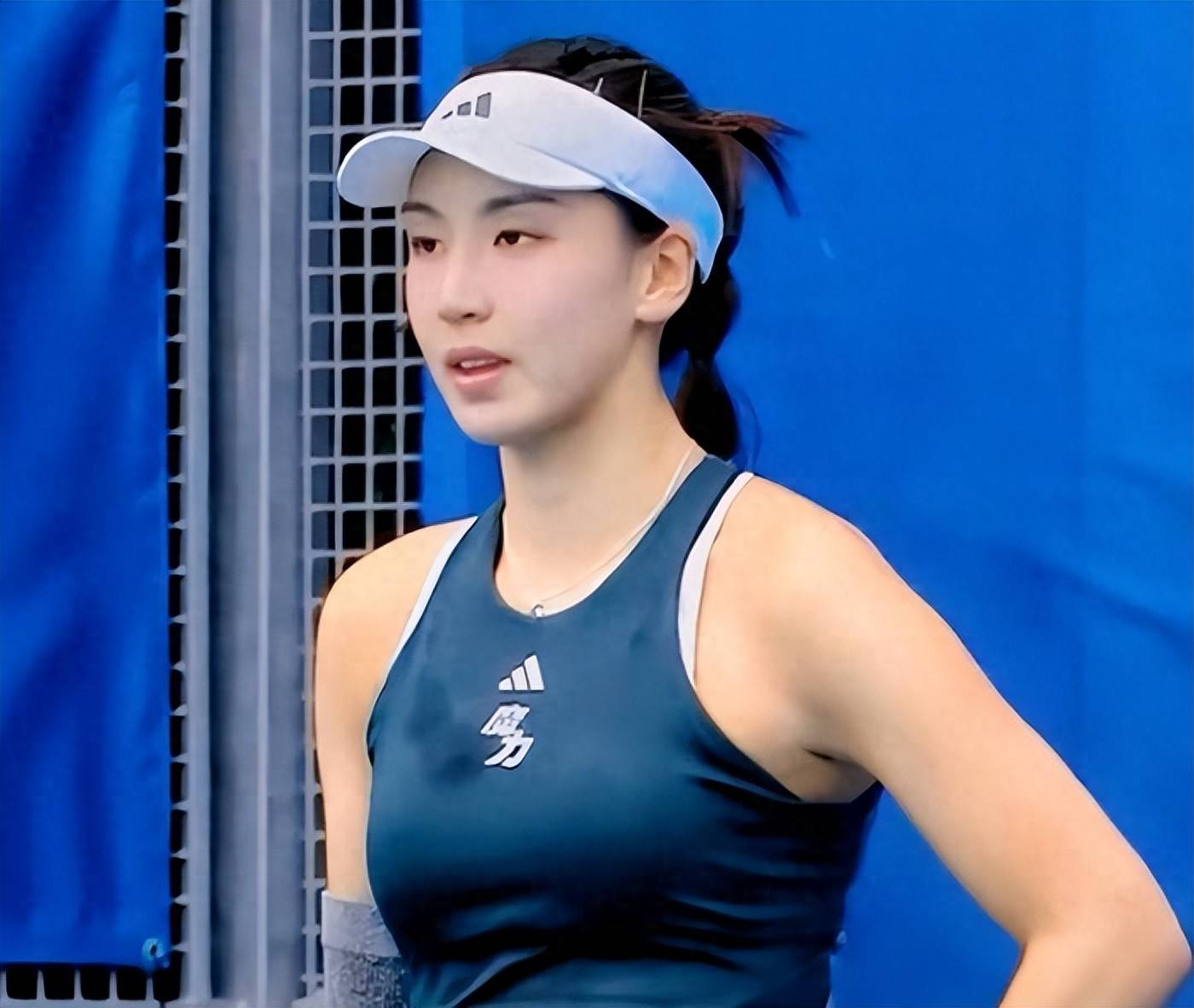 通过巧妙的 通过巧妙的